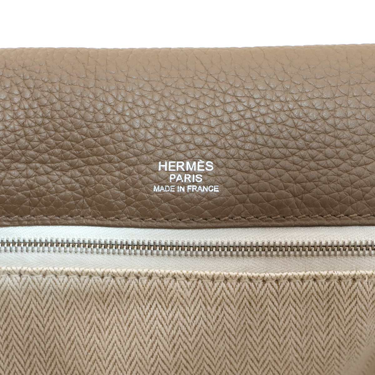 Sac Alfred 35 Messenger Shoulder Bag Taurillon Clemence Toupe