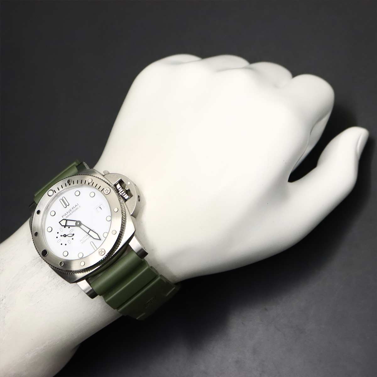 Submersible PAM01226 Date Automatic White Dial Mens Watch