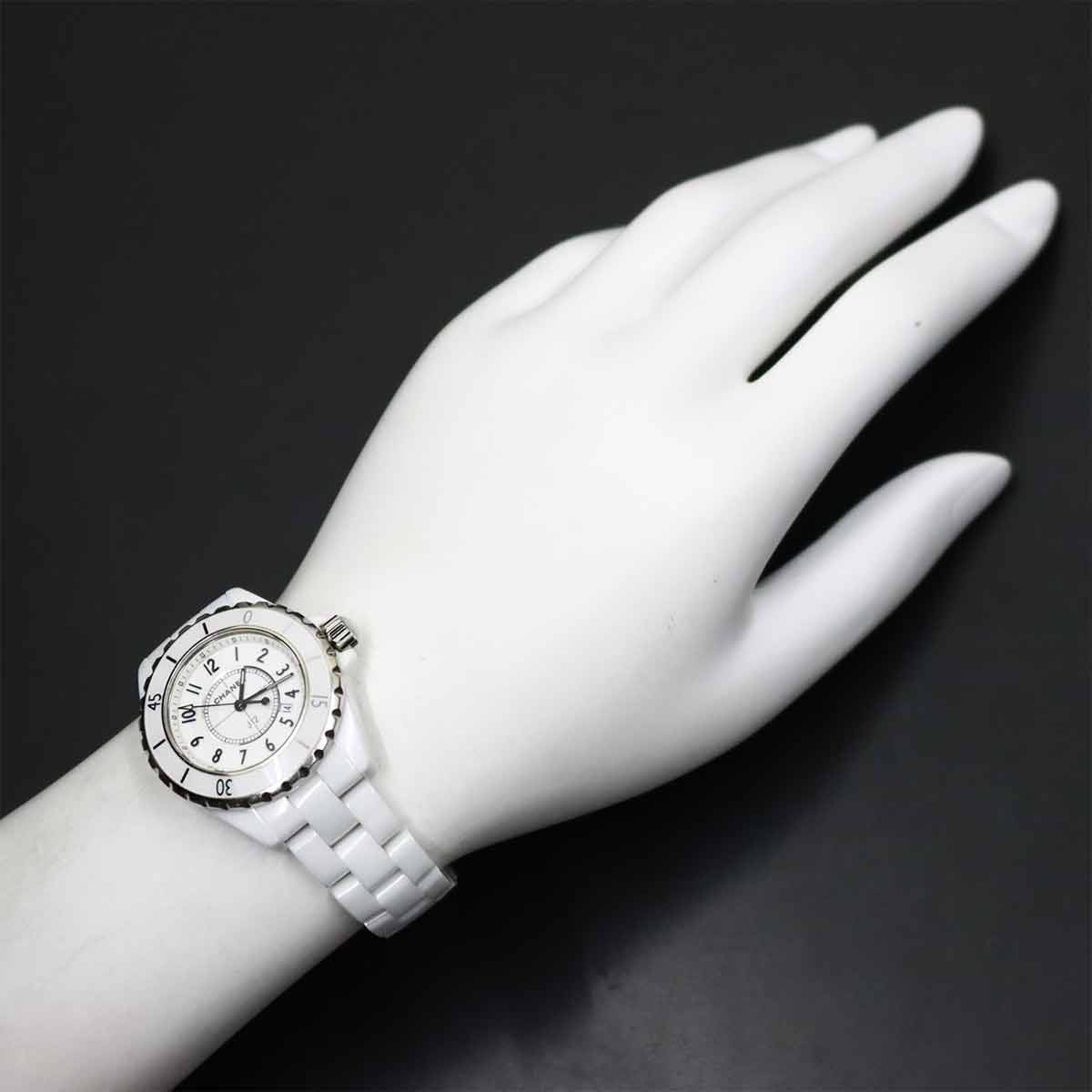 J12 33mm H0968 Date Ceramic Quartz White Dial Ladies Watch