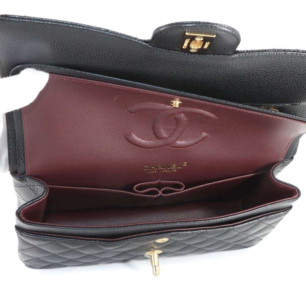 Matelasse 25 Chain Shoulder Bag Leather Black A01112 11.12