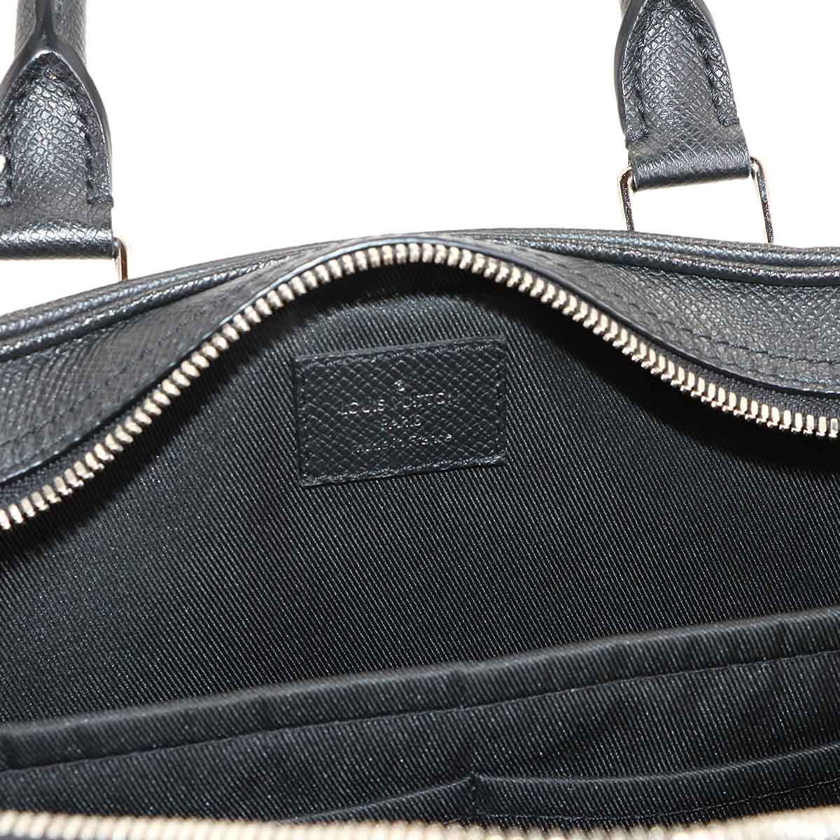 Taiga PDV Porte Documents Voyage PM Briefcase M30925