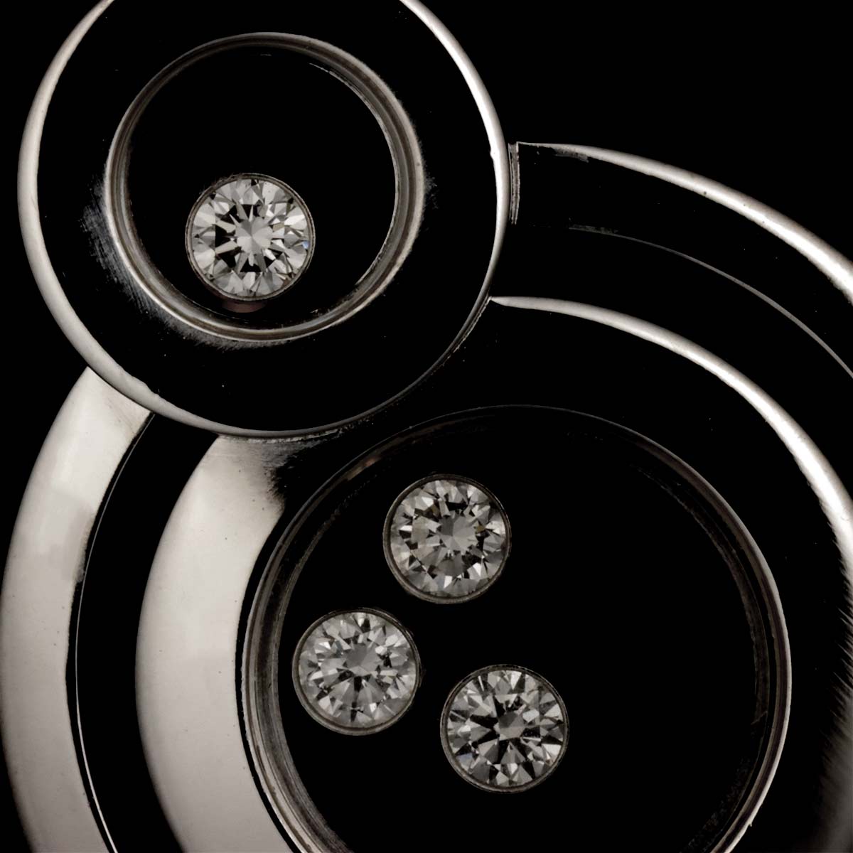 Happy Diamond Bubble Necklace 18K WG 750