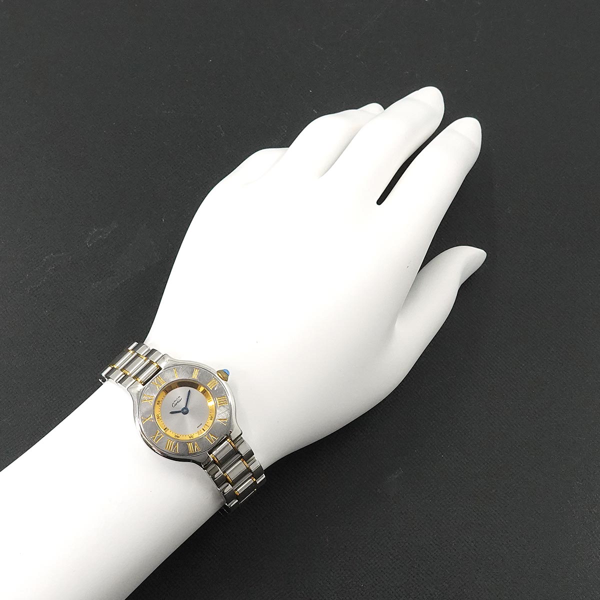 Must 21 Van Thian W10073R6 Quartz Silver Dial Ladies Watch