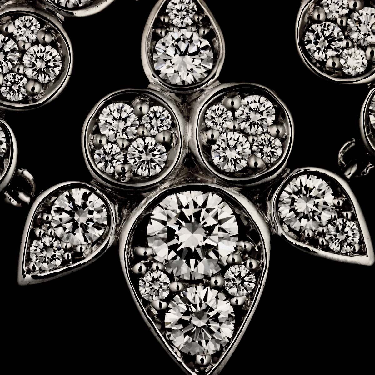 Diamond Necklace 18K White Gold 750