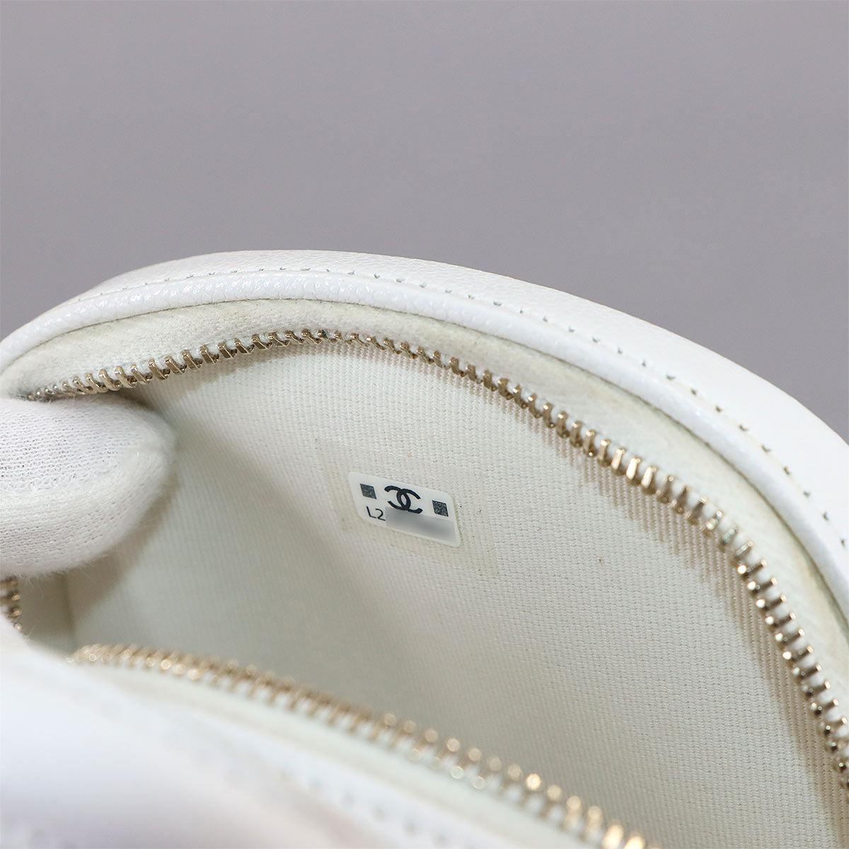 Matelasse Chain Mini Backpack Leather White AP3753