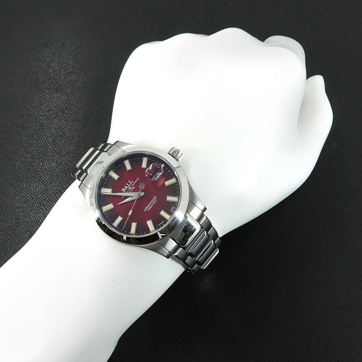 Engineer III Marvelight NM9026C Automatic Red Dial Mens Watch