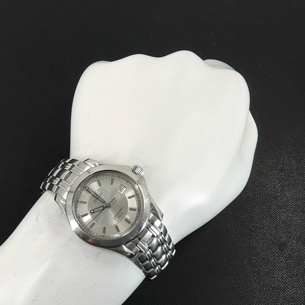 Seamaster 120 2511 31 Date Quartz Silver Dial Mens Watch