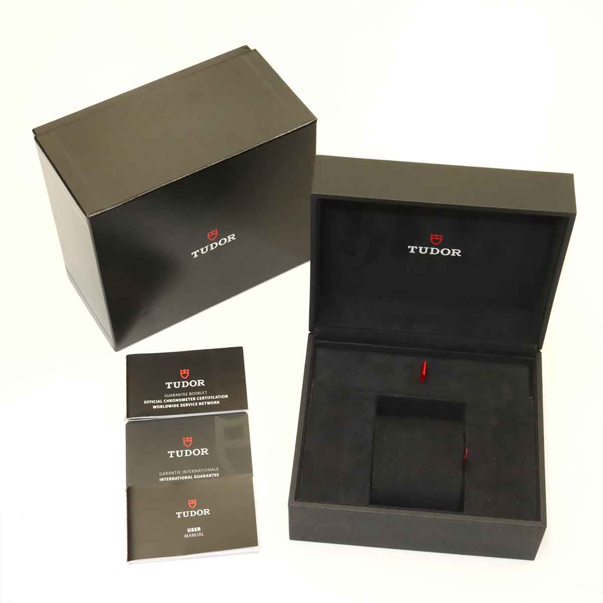 Heritage Black Bay 79000N Automatic Black Dial Mens Watch