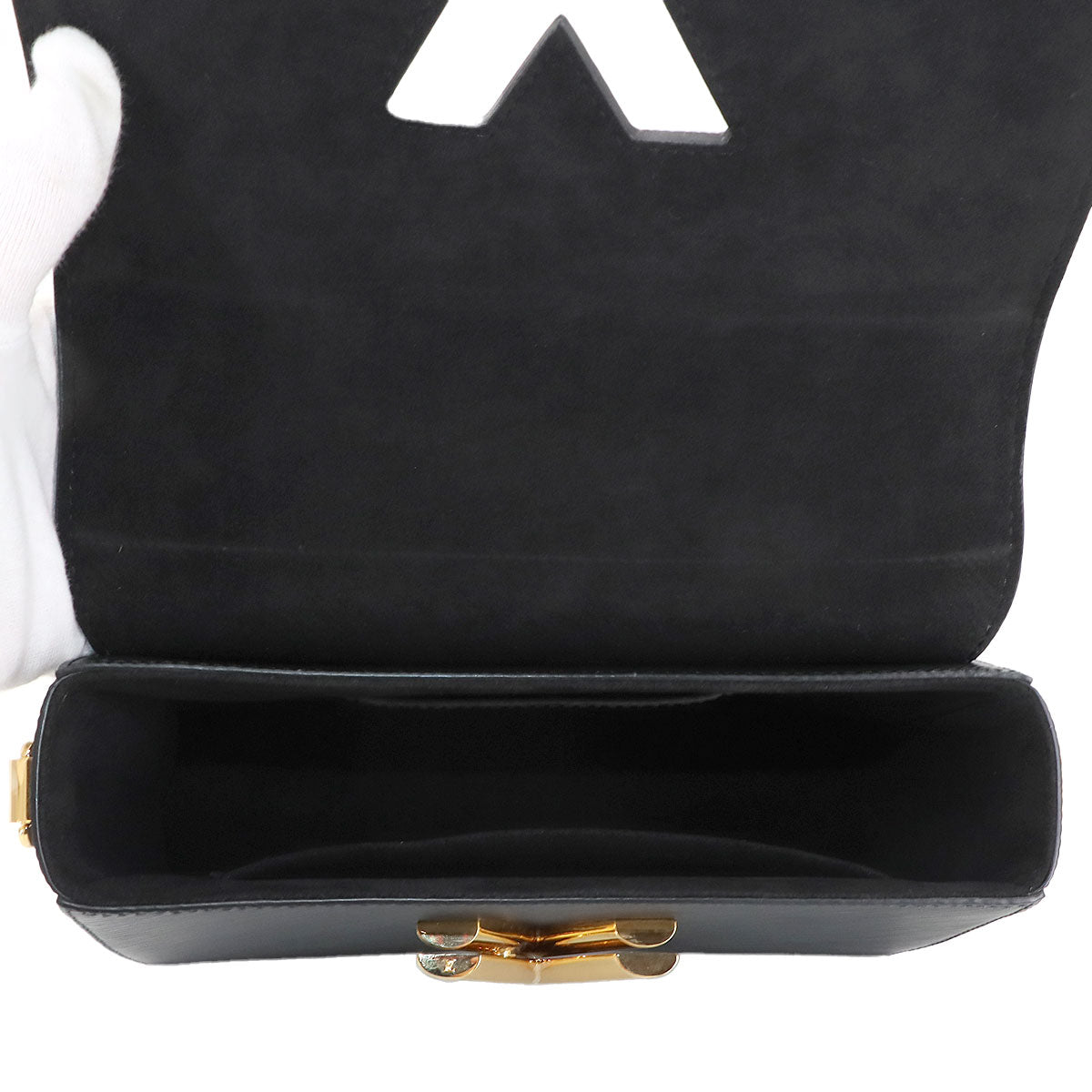 Wild at Heart Twist MM Hand Shoulder Bag Leather M58568