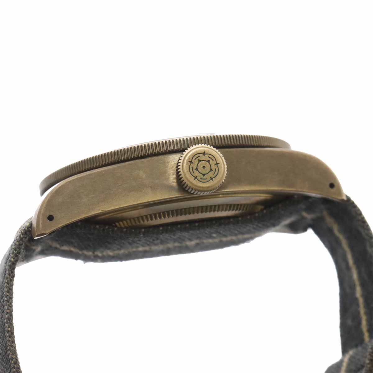 Heritage Black Bay 79250BA Automatic Gray Dial Mens Watch