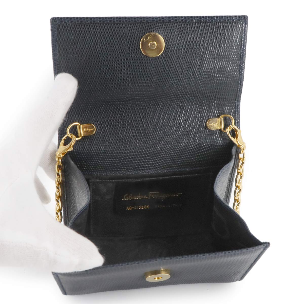Vara Chain Shoulder Bag Leather Navy AQ213202