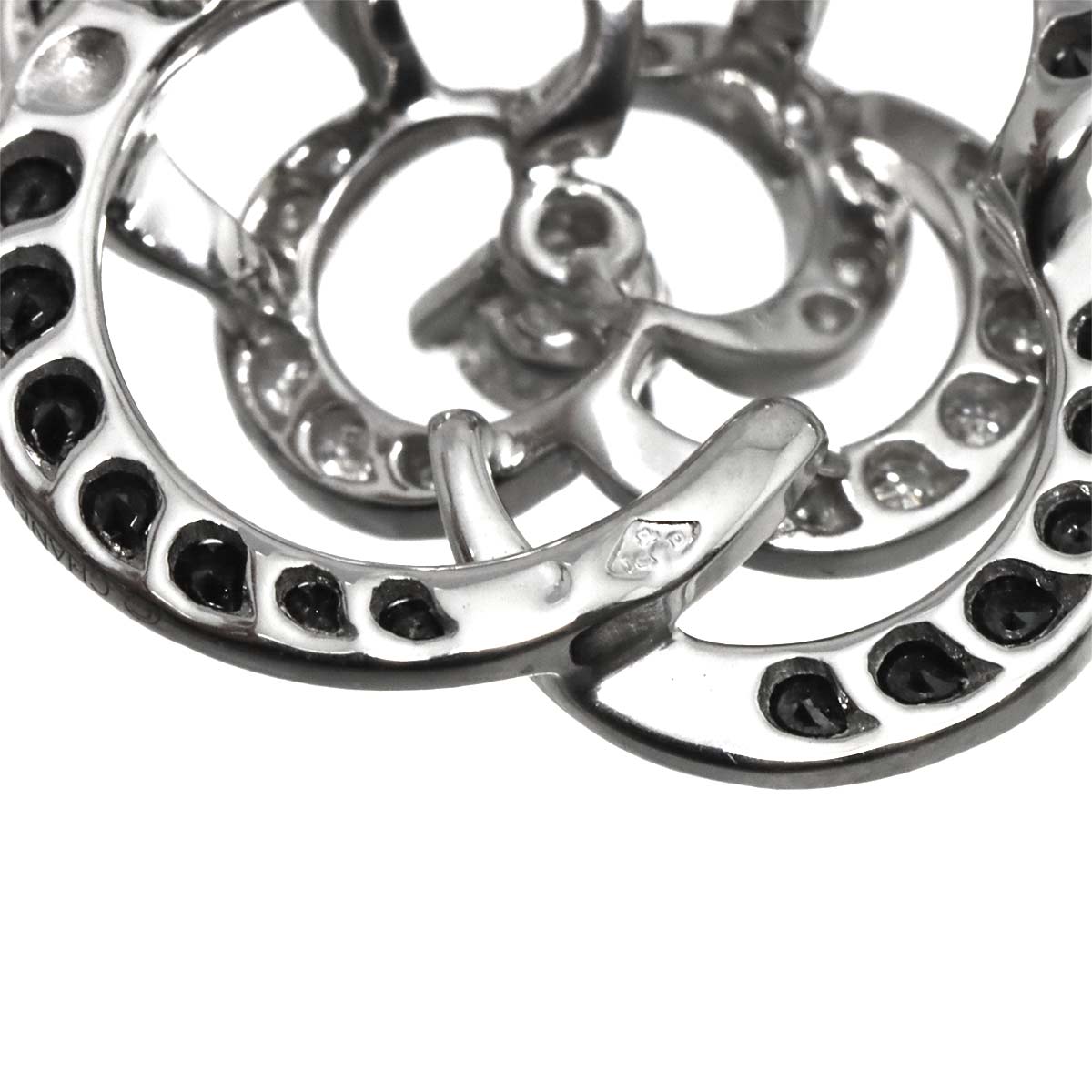 Camelia Necklace Diamond 18K White Gold 750