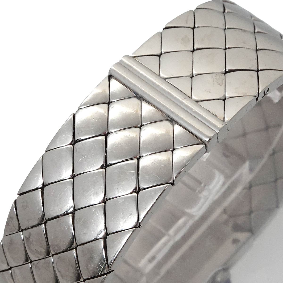 Matelasse H0009 Quartz Black Dial Ladies Wrist Watch