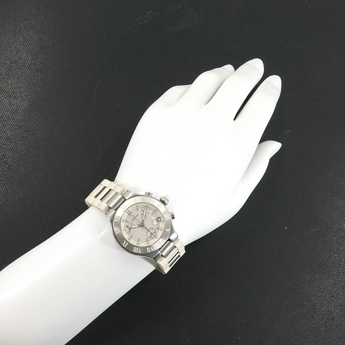 Must 21 Chronoscaph W10197U2 Quartz White Dial Ladies Watch