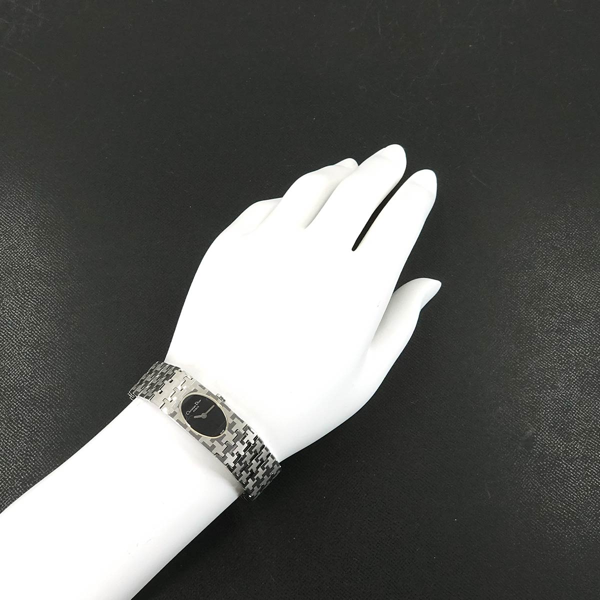 Miss Dior D70 100 Black Dial Quartz Ladies Watch