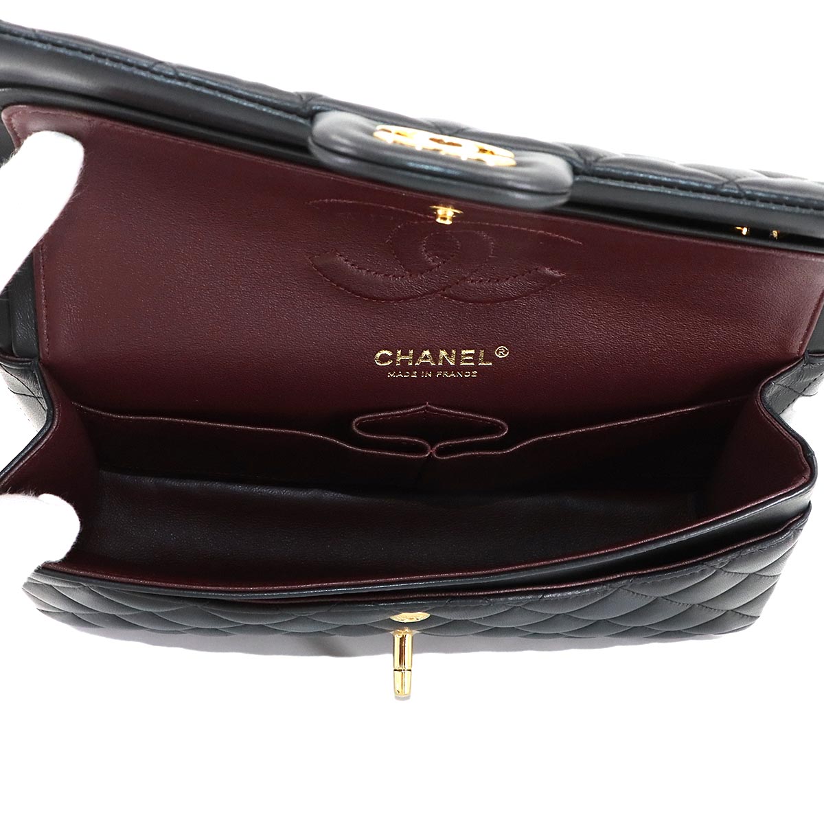 Matelasse 25 Chain Shoulder Bag Leather Black A01112 11.12