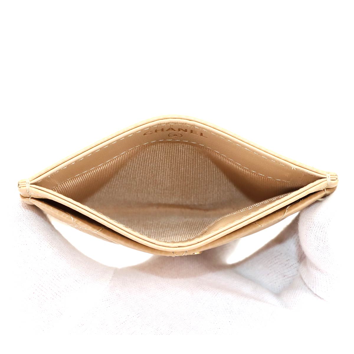 Matelasse Card Case Leather Beige AP0213