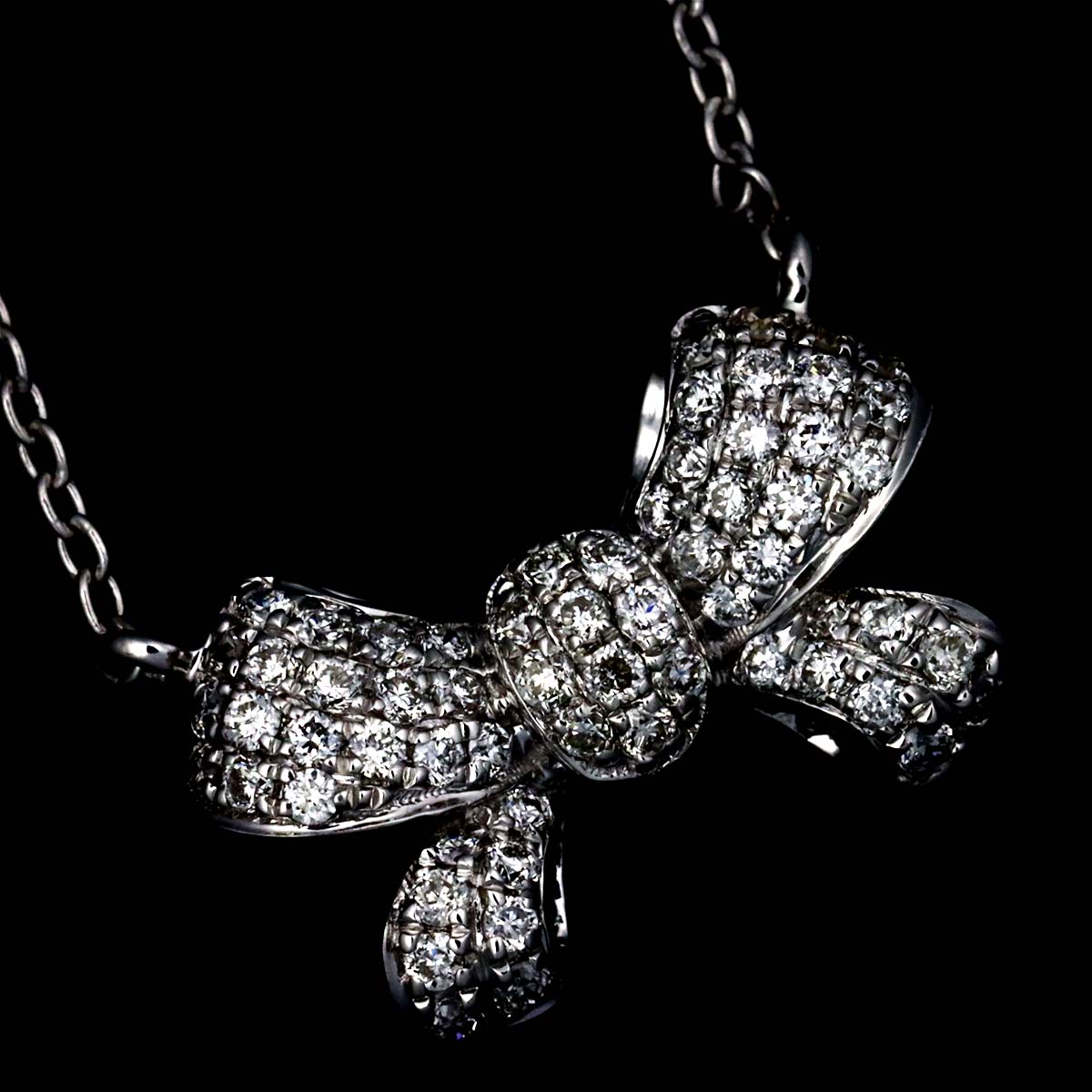 Ribbon Motif Diamond 0.22ct Necklace 18K White Gold 750