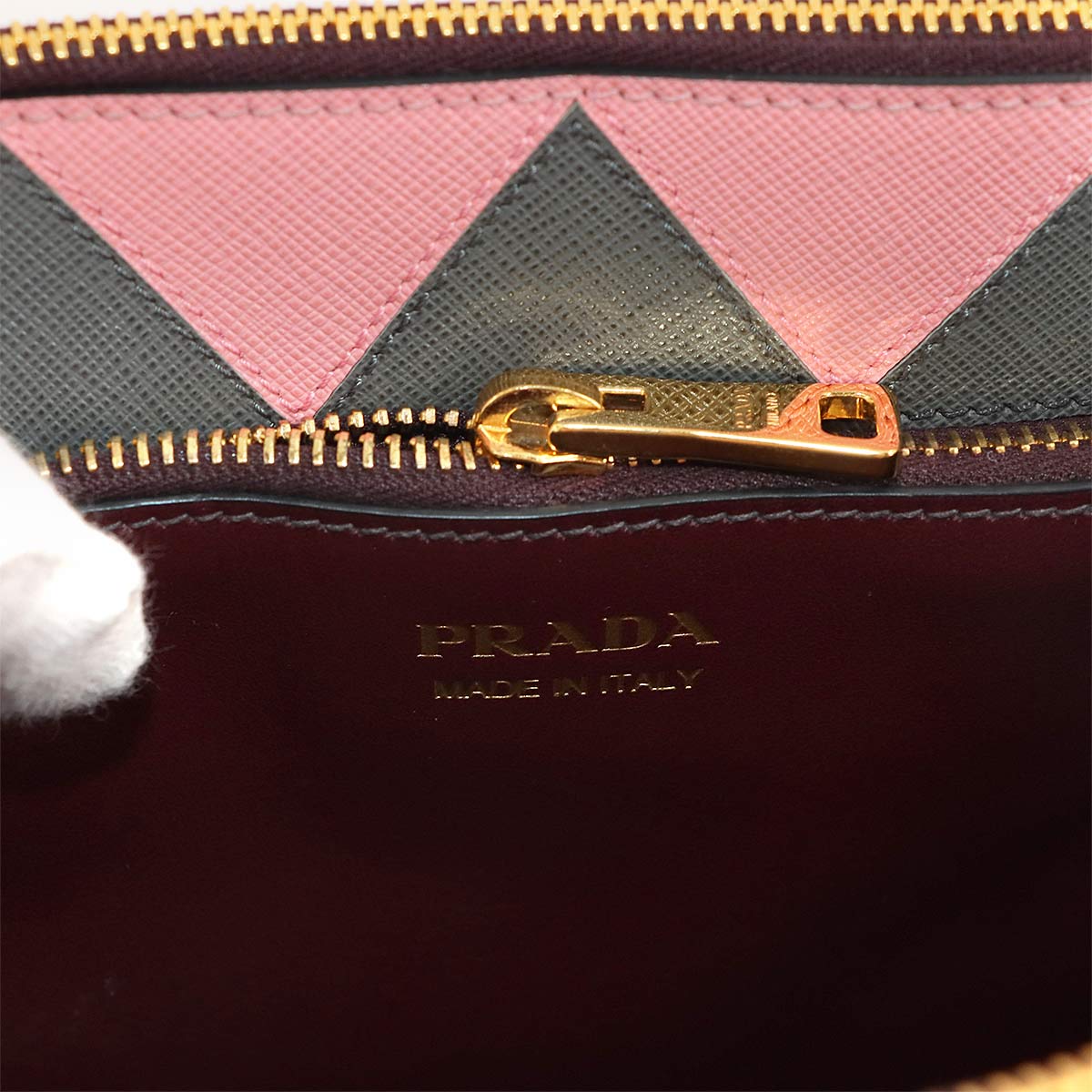 Paradigme Hand Shoulder Bag Saffiano Leather Bordeaux 1BA103