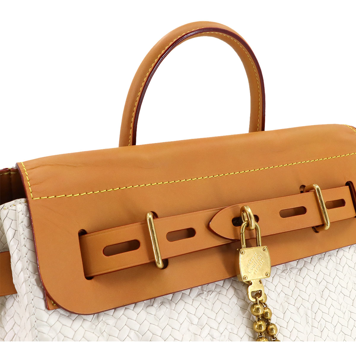 Steamer 30 Hand Shoulder Bag Leather White M14743