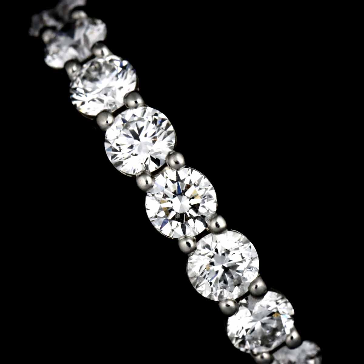 Forever Full Diamond Ring Platinum size3.75-4(US)