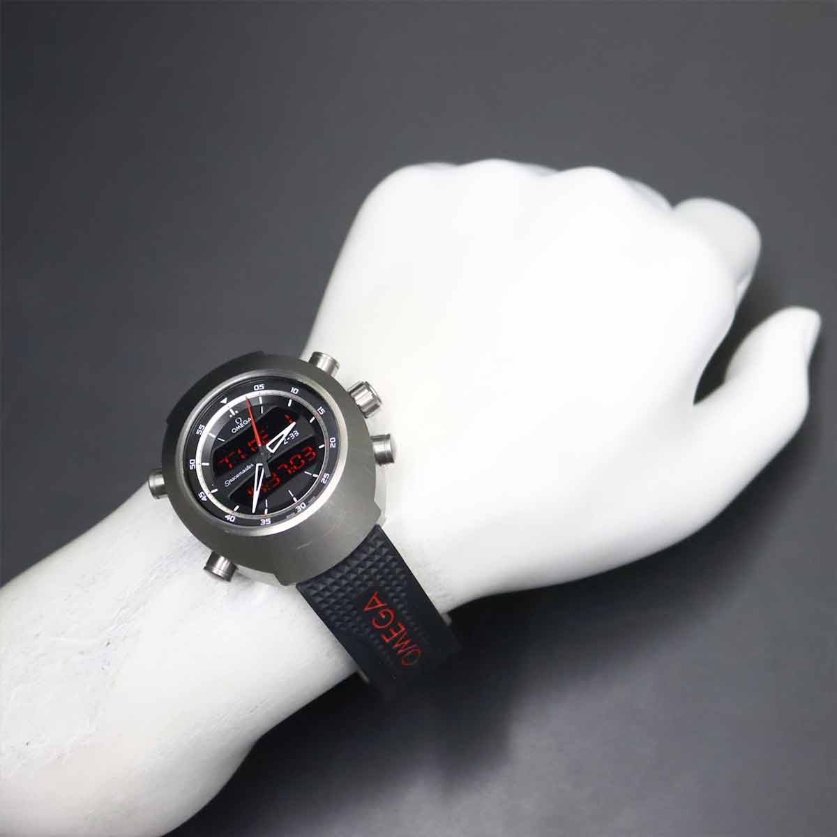 Spacemaster Z-33 325.92.43.79.01.001 Quartz Black Dial