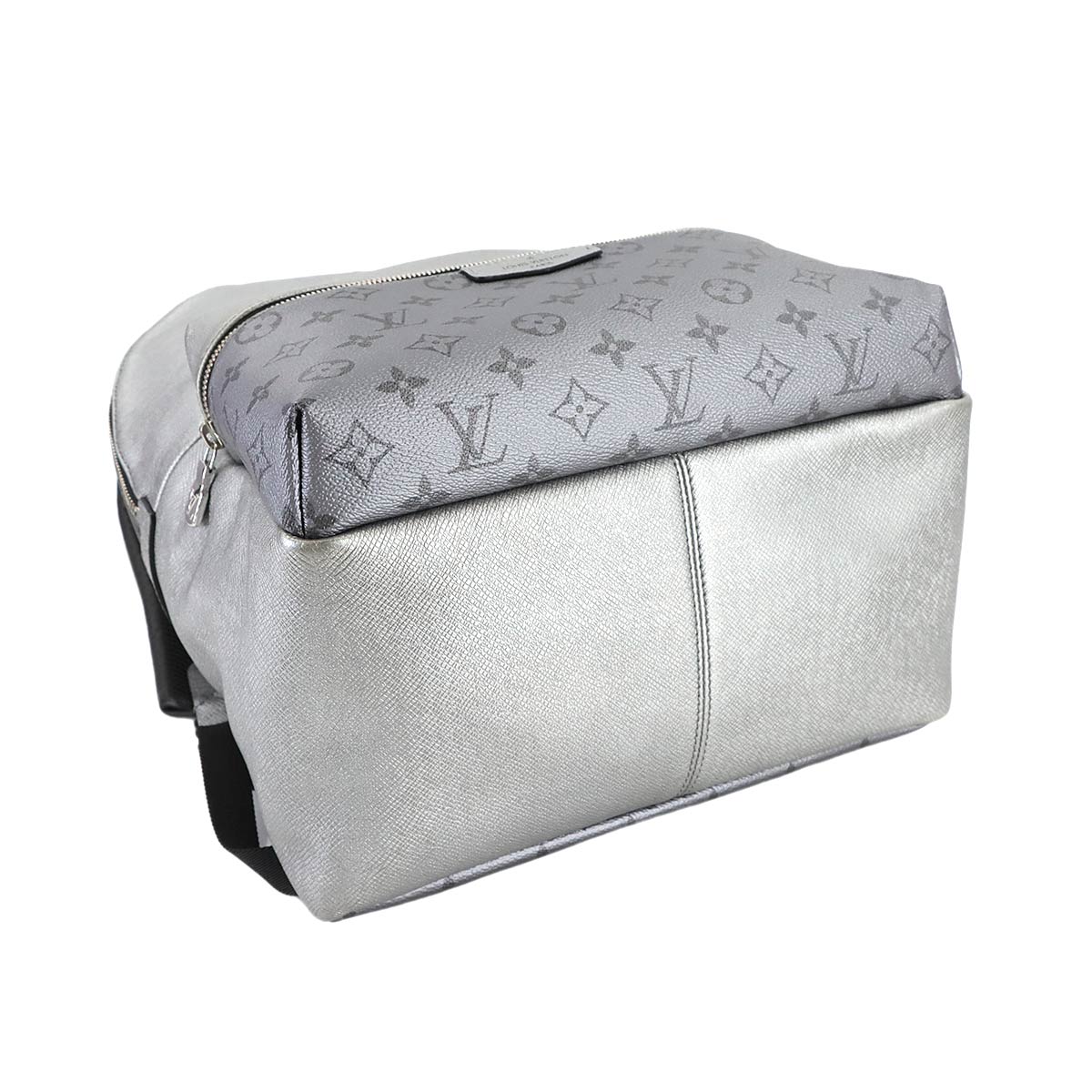 Taigarama Discovery Backpack Leather Silver M30835