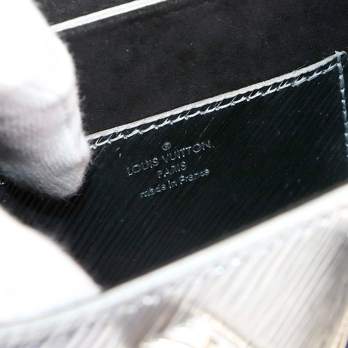 Epi Twist PM Shoulder Bag Leather Argent M50323 Purse