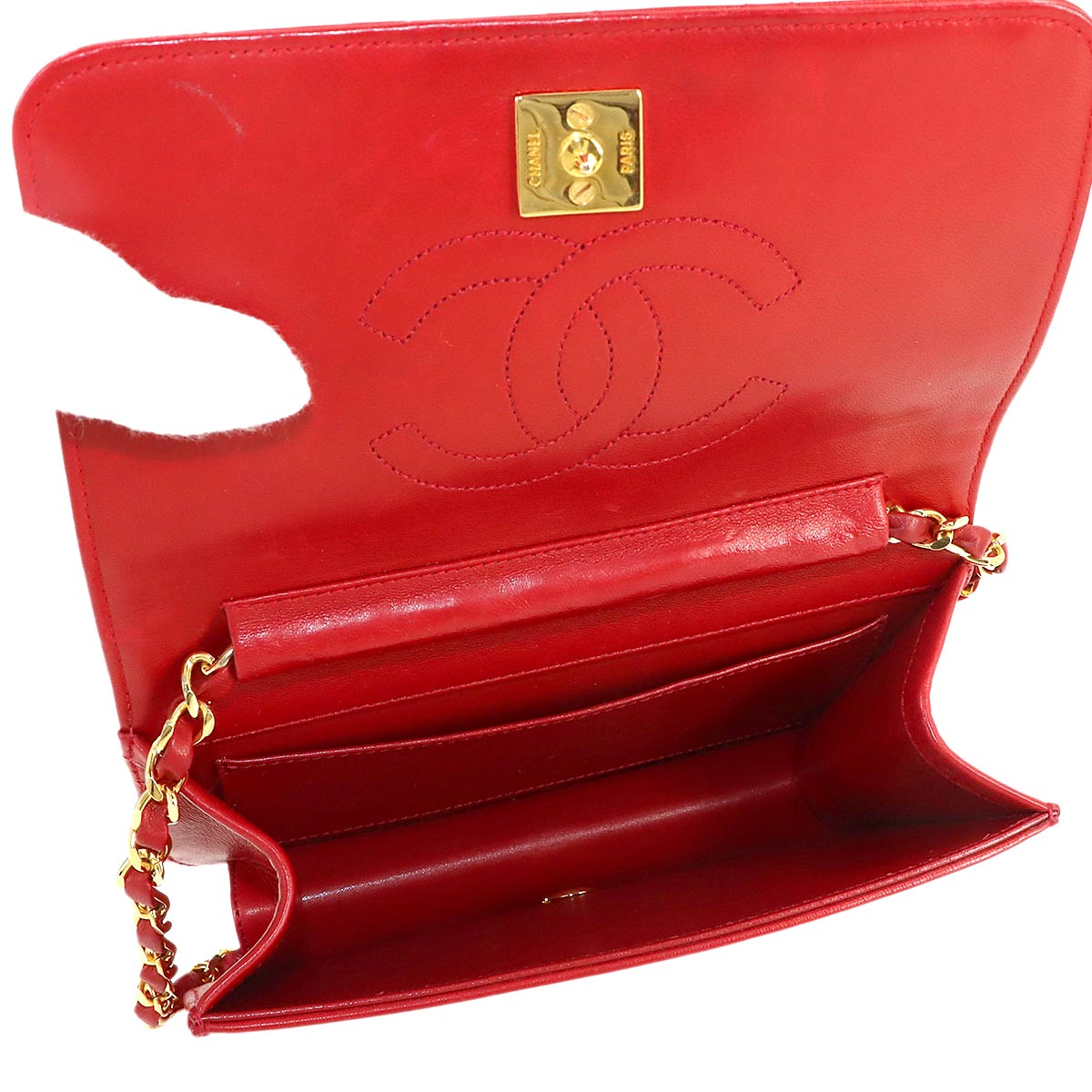 Matelasse Chain Shoulder Bag Leather Red Vintage