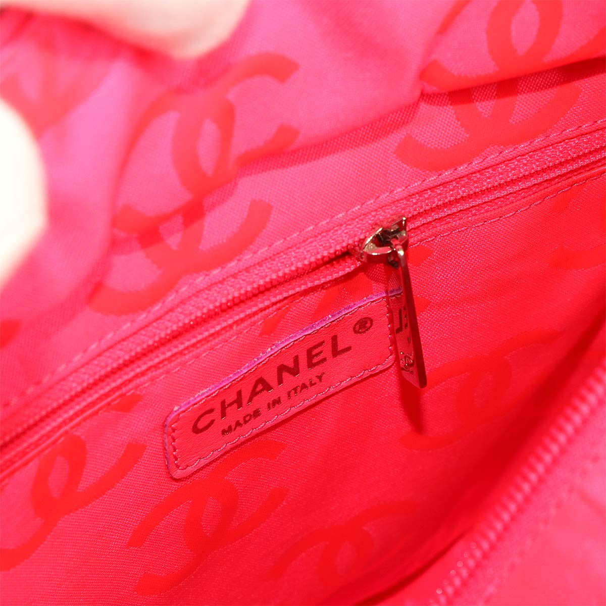 Cambon Line Medium Tote Bag Leather Enamel Black A25167 Purse