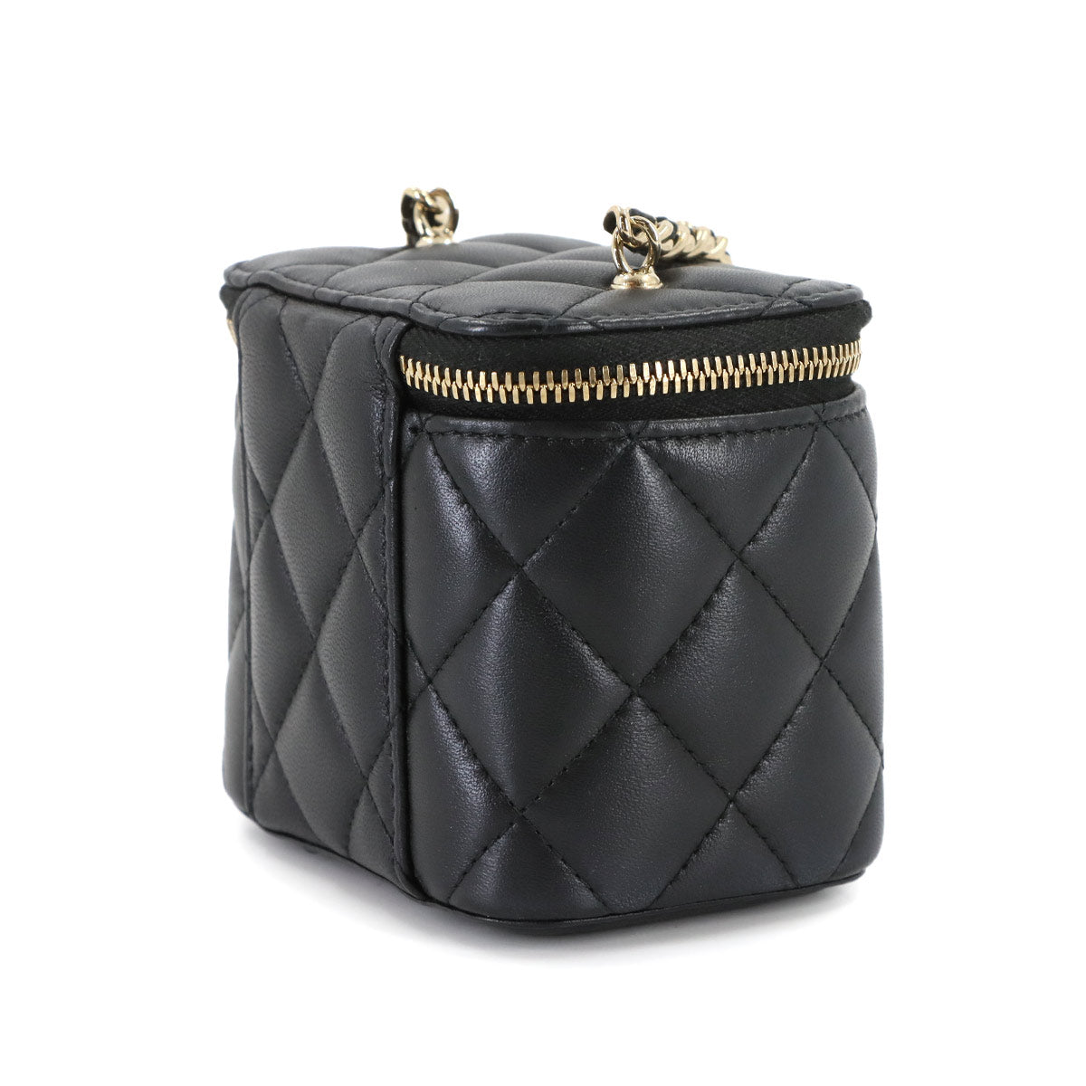 Matelasse Vanity Chain Shoulder Bag Leather Black AP1447