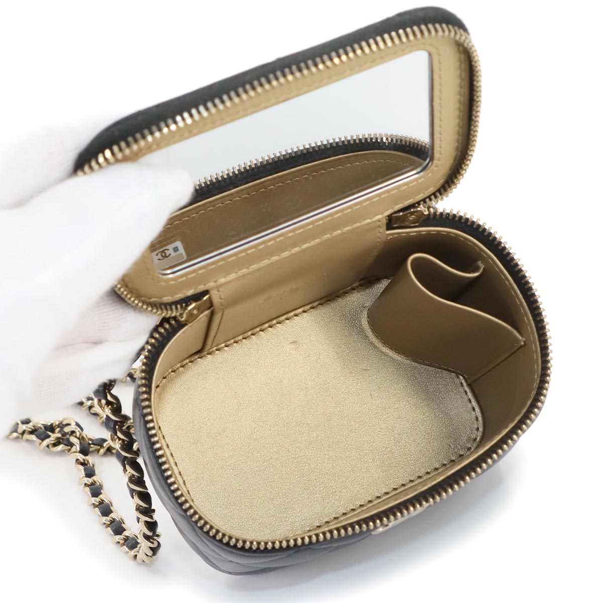 Matelasse Vanity Chain Shoulder Bag Leather Black AP1447