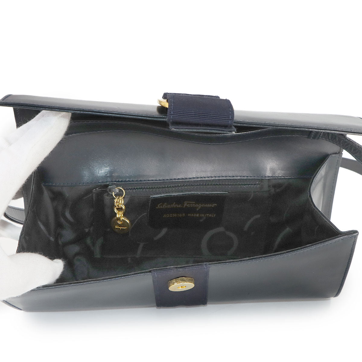 Vara Clutch Shoulder Bag Leather Navy AQ216165