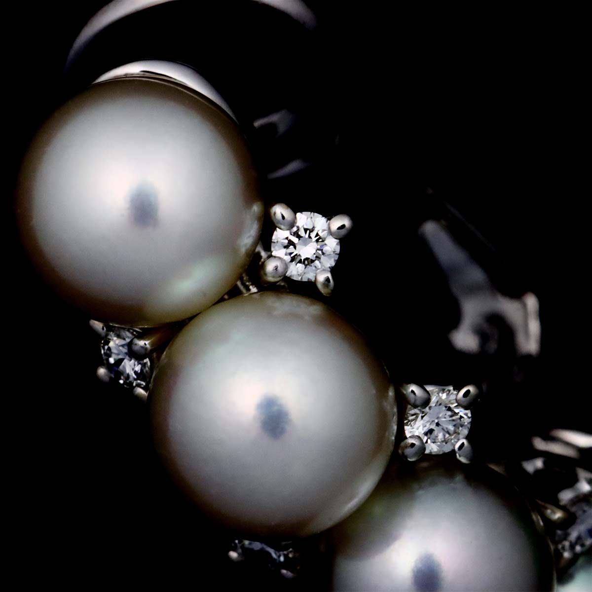 Akoya Pearl 6.2-6.0mm Diamond 0.13ct/0.13ct Earrings 18K WG 750