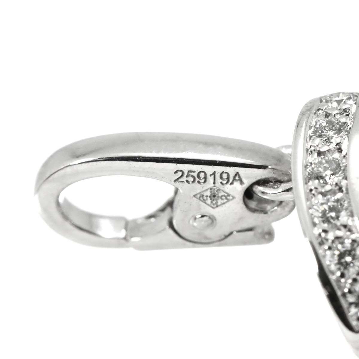 Ginkgo Diamond Charm Pendant 18K White Gold 750