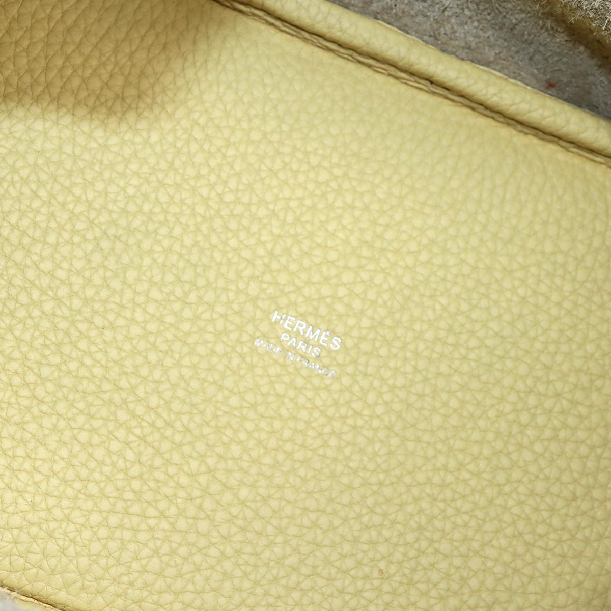 Picotin Lock PM Hand Bag Taurillon Clemence Jaune Poussin