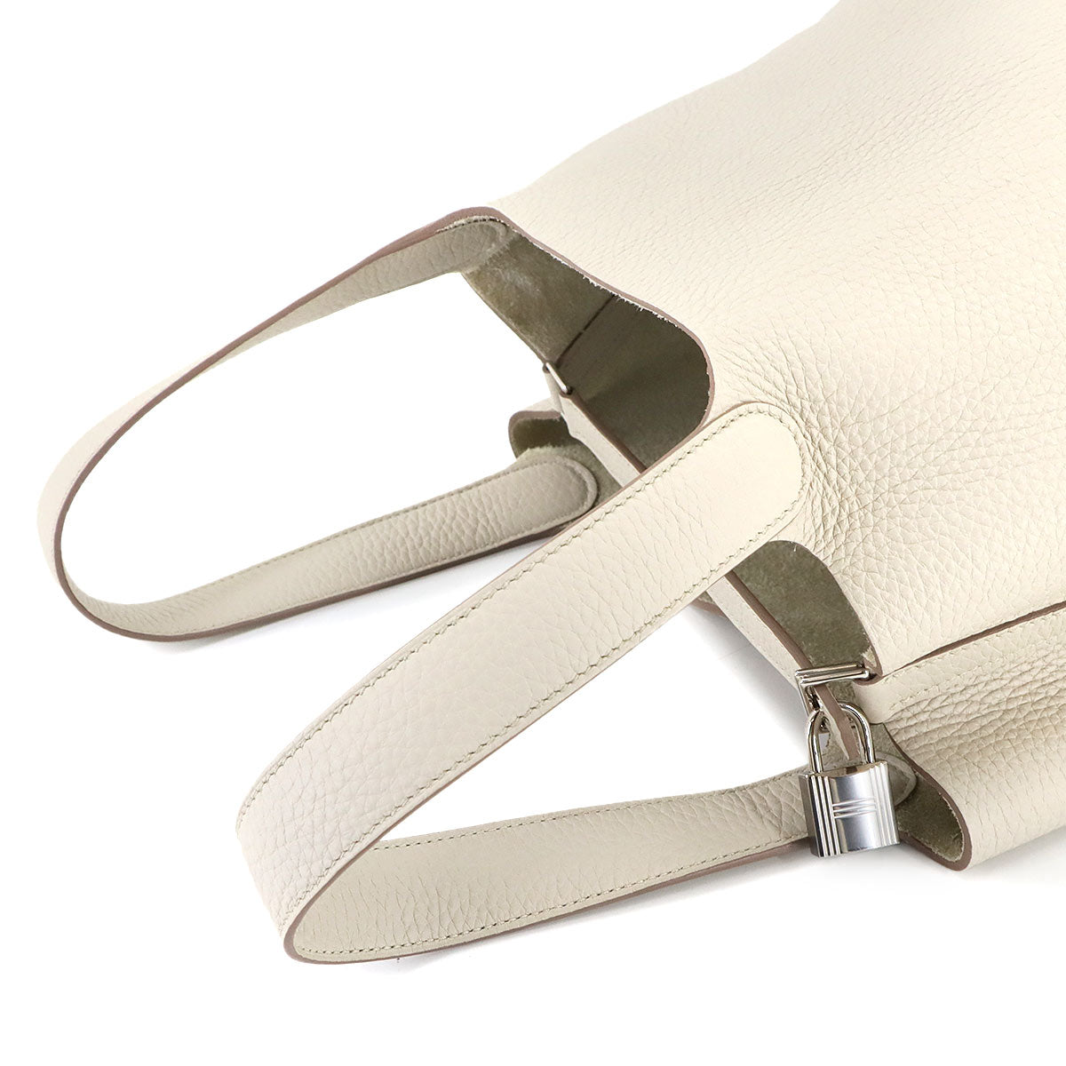 Picotin Lock MM Hand Bag Taurillon Clemence Beton Purse