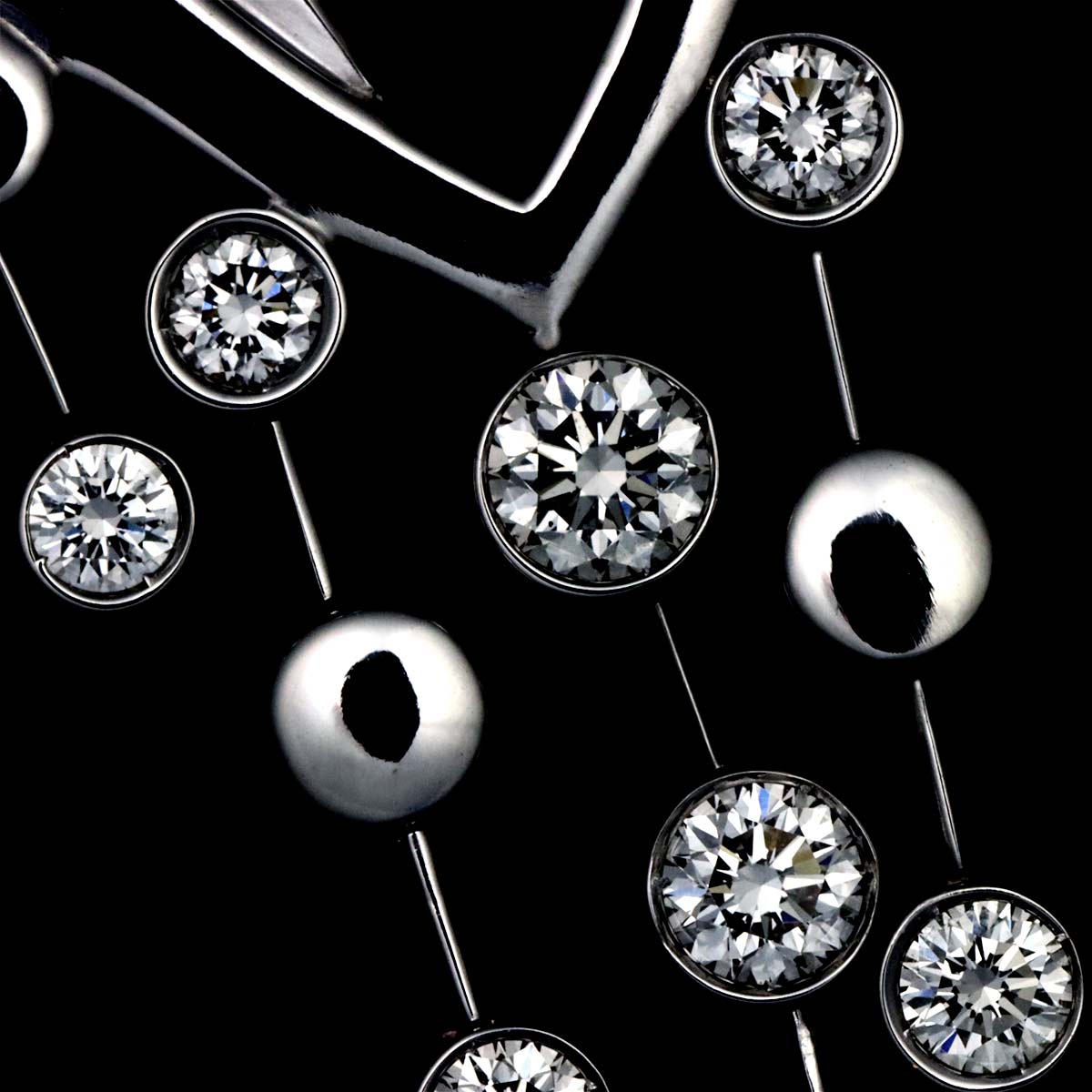 Diamond Necklace 18K WG 750