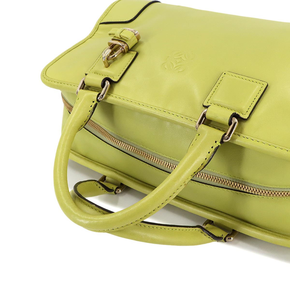 Amazona 28 Hand Bag Leather Lime Anagram Light green Purse