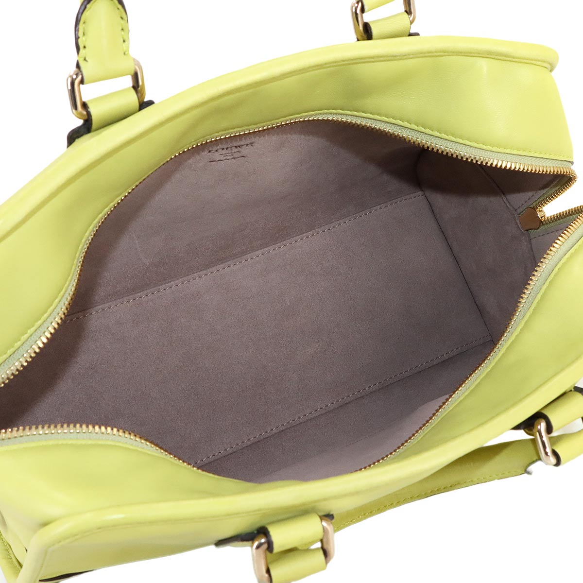 Amazona 28 Hand Bag Leather Lime Anagram Light green Purse