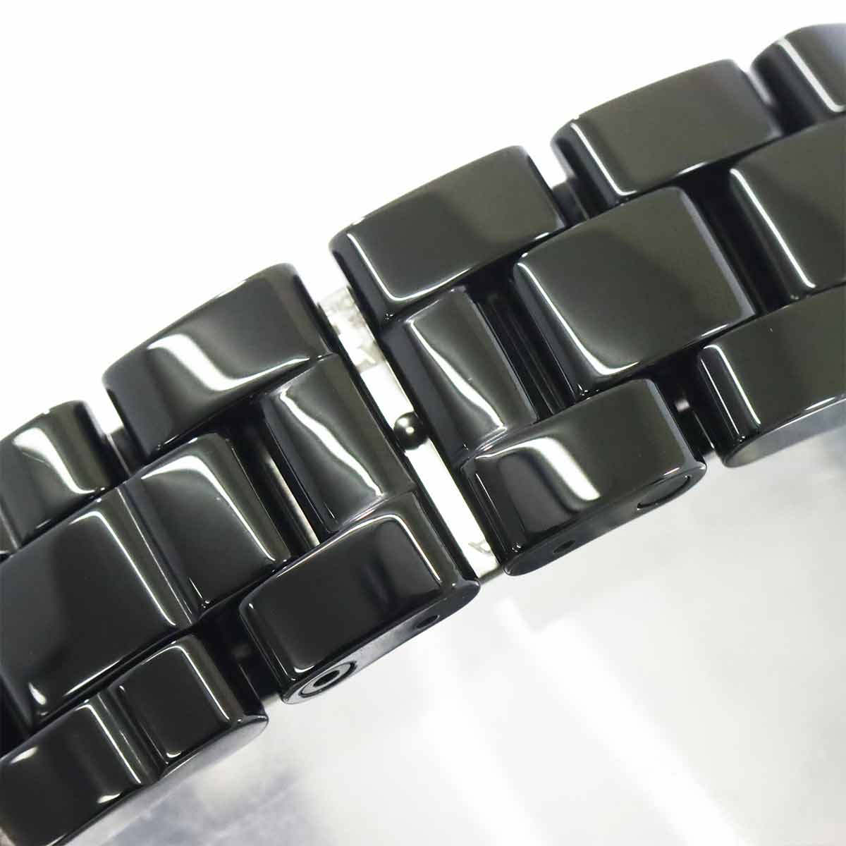 J12 H1416 Black Diamond Bezel Quartz Black Dial Ladies Watch