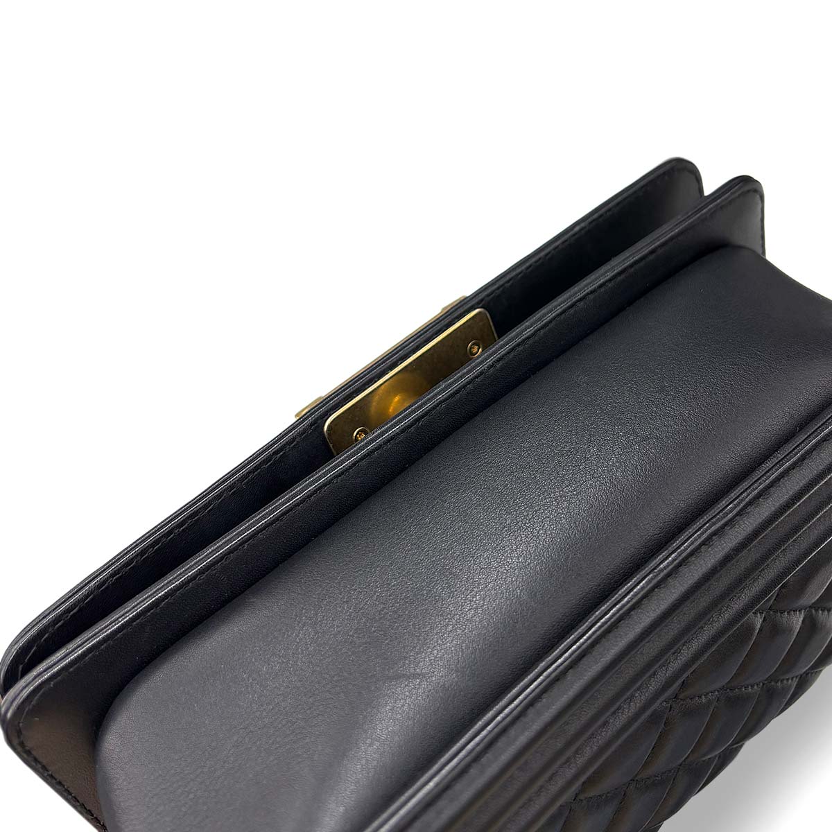 BOY CHANEL Small Chain Shoulder Bag Leather Black A67085