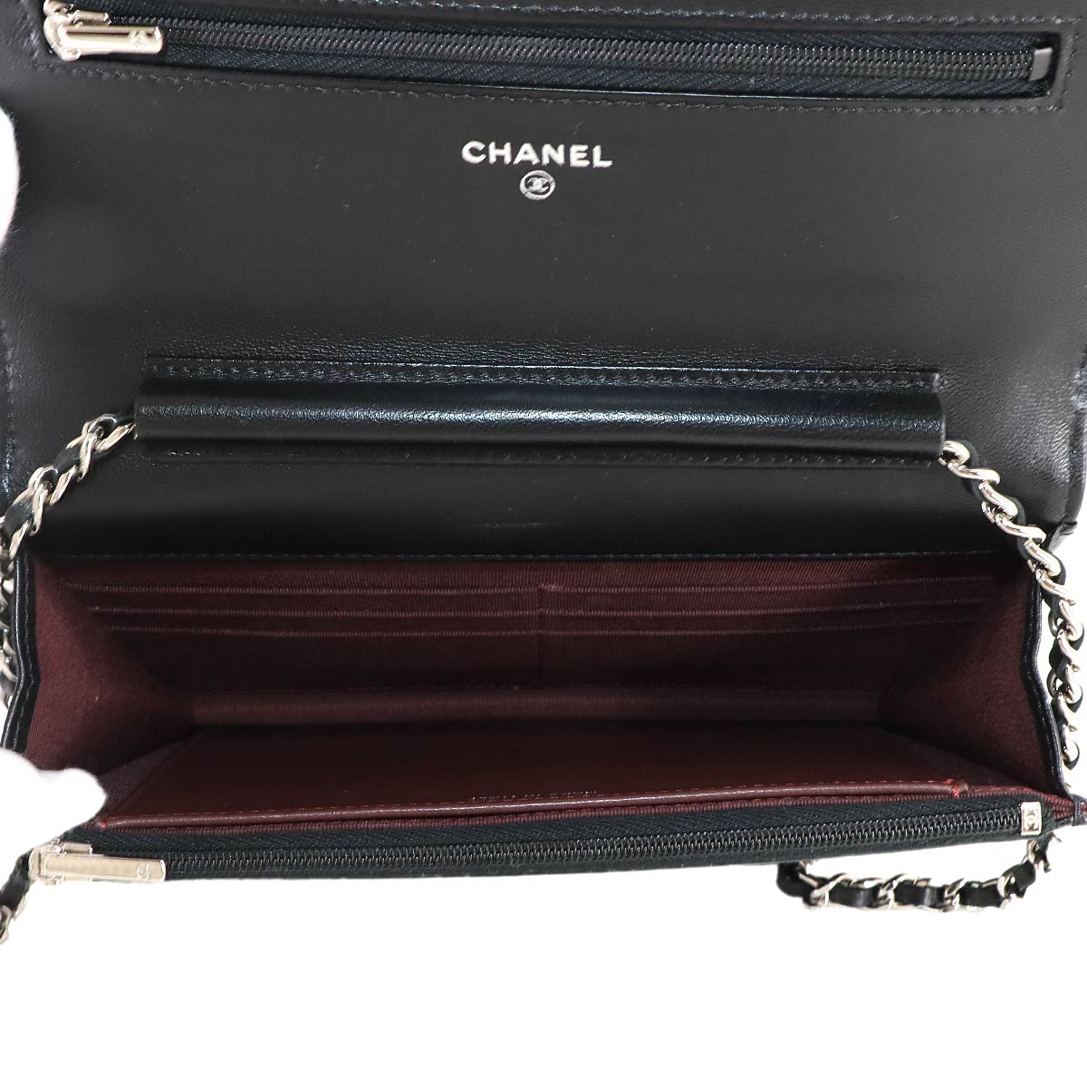 Matelasse Classic Chain Wallet Leather Black AP0250