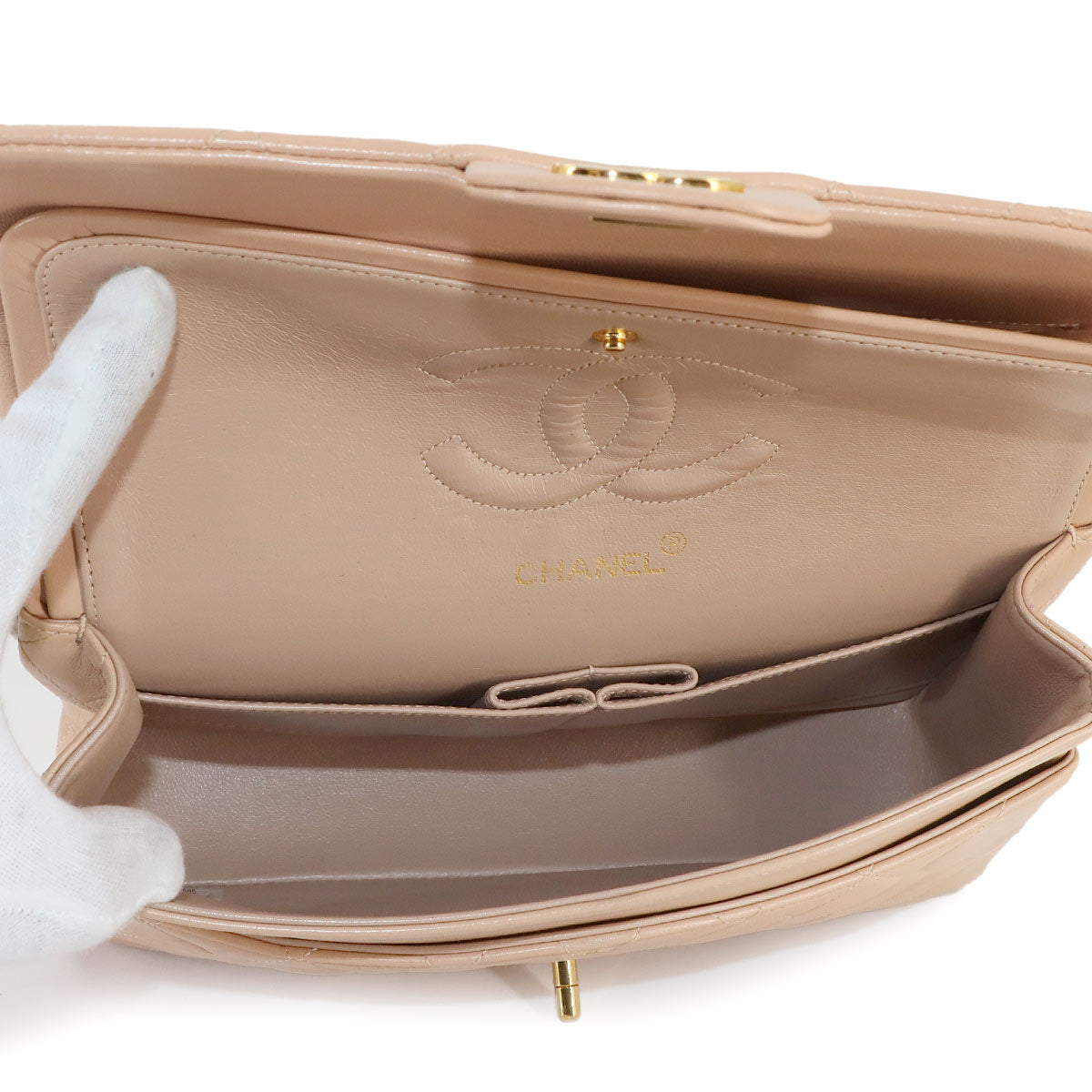 Matelasse 25 Chain Shoulder Bag Leather Beige A01112 11.12