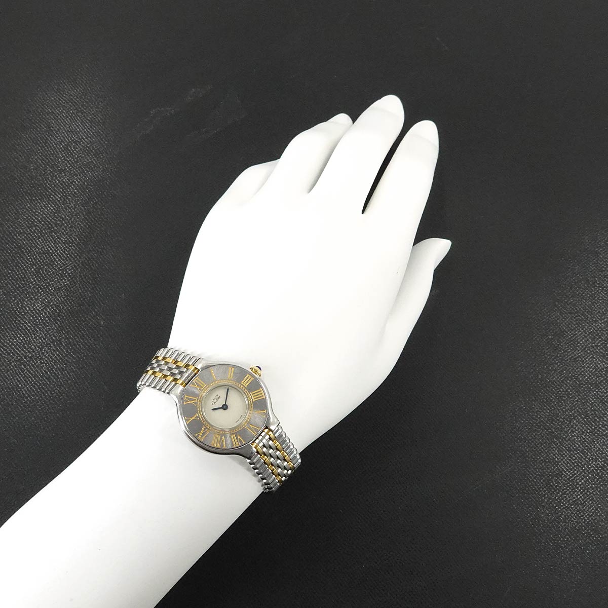 Must 21 Van Thian W10051F4 Quartz cream Dial Ladies Watch