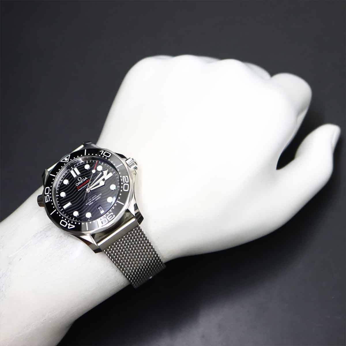 Seamaster Diver 300 Co-Axial 210 30 42 20 01 001 Automatic