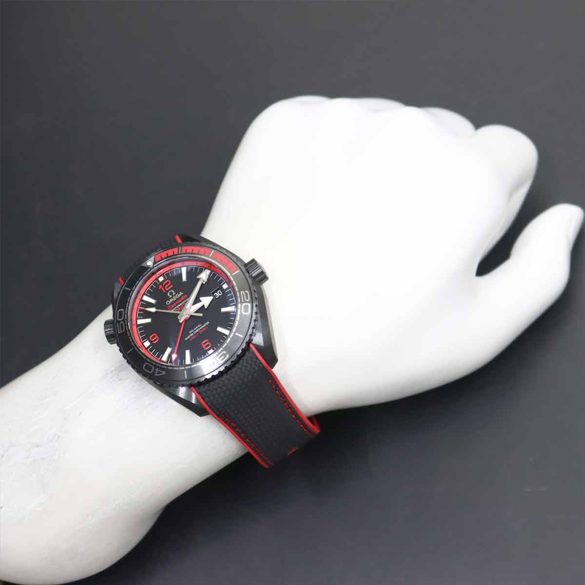 Seamaster Planet Ocean 600M GMT 215 92 46 22 01 003 Black Dial