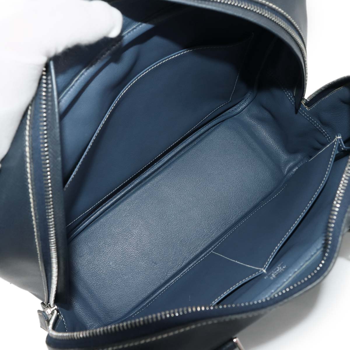 Plume 32 Hand Bag Lisse Leather Navy Purse