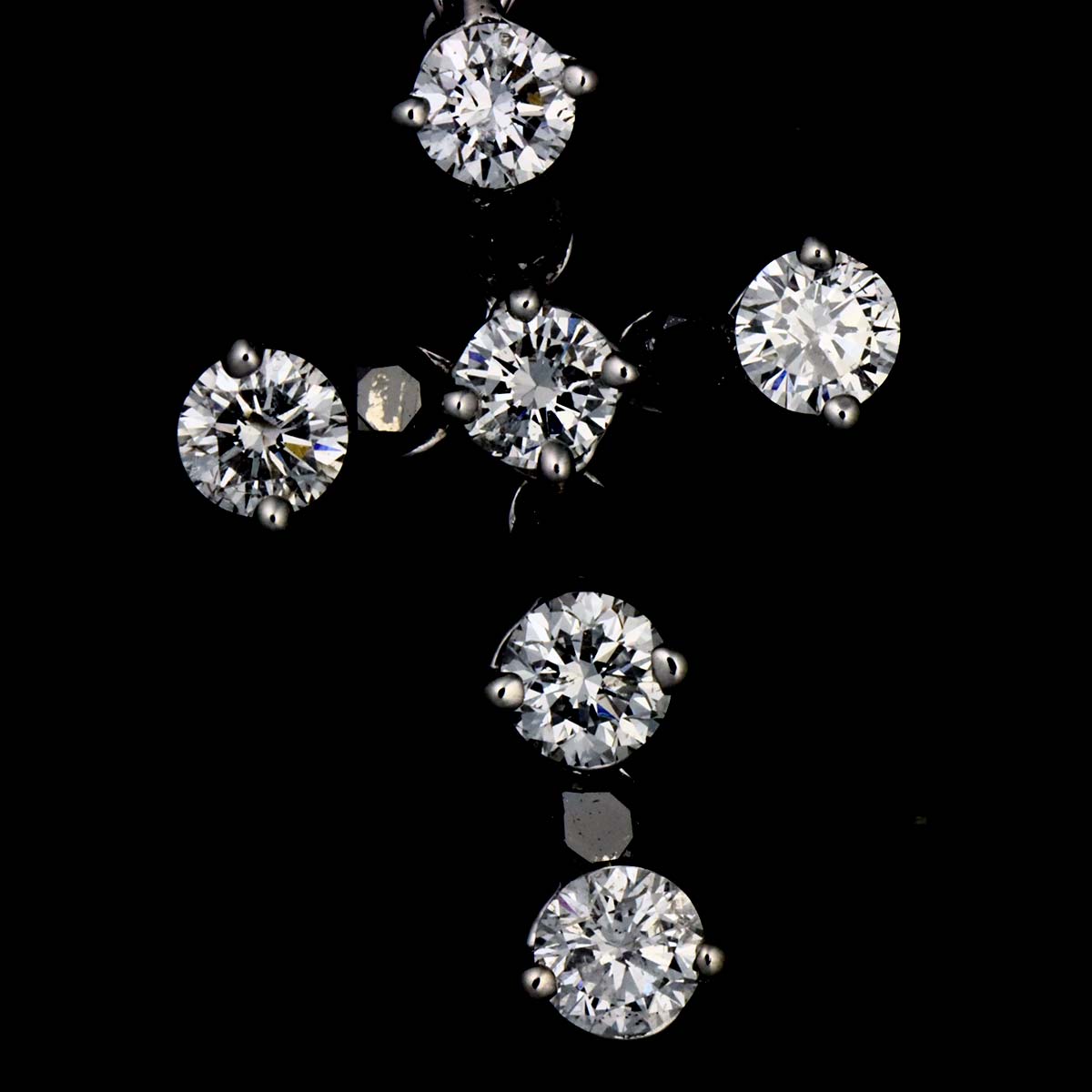 Cross motif Diamond 0.40ct/0.10ct Necklace 18K WG 750
