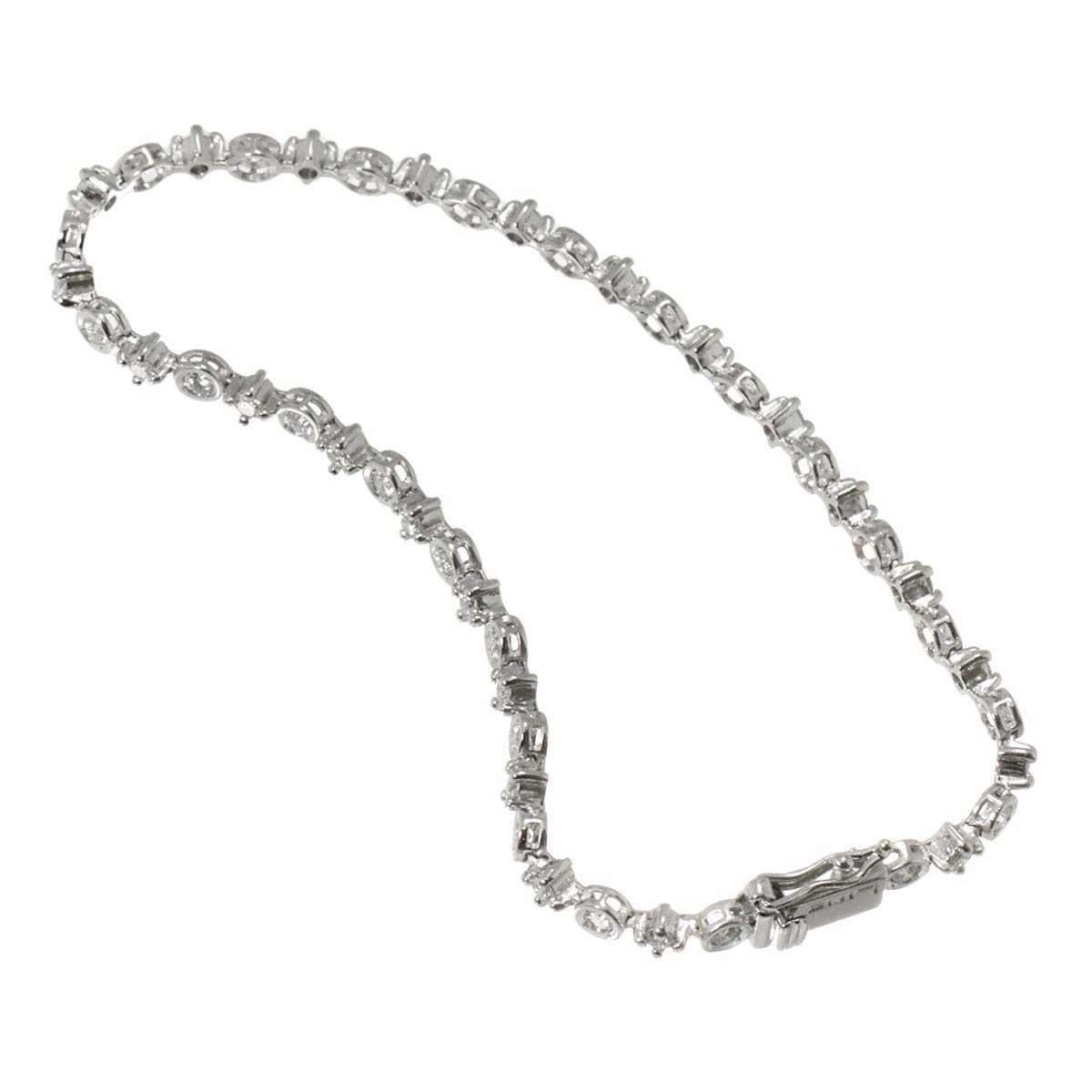 LINE Diamond 1.50ct Bracelet 18K White Gold 750